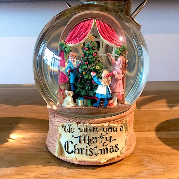 Vintage The San Francisco Music Box We Wish You A Merry Christmas Snow Globe - Picture 1 of 6